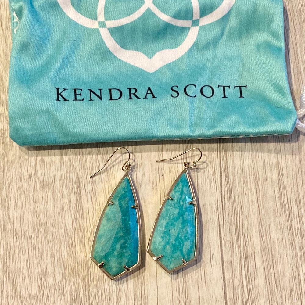 Kendra Scott Carla Earrings